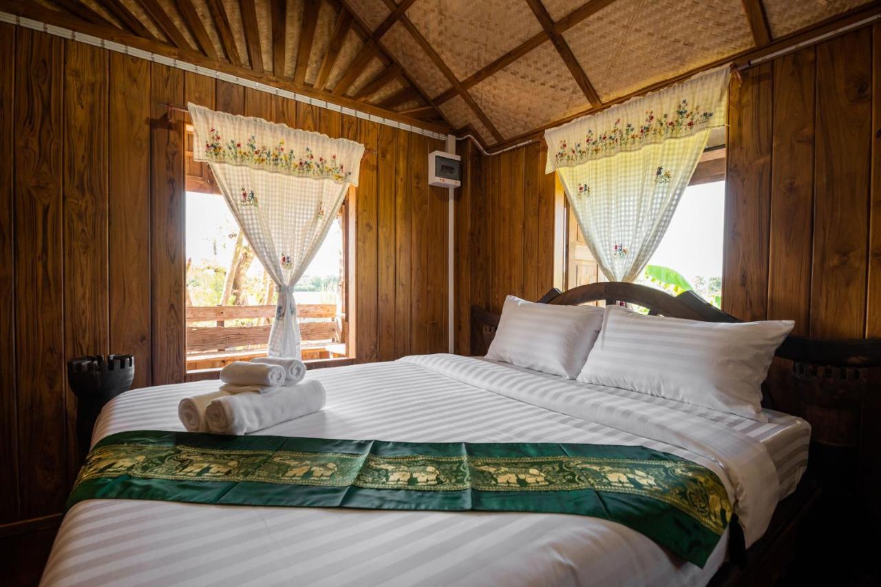 Suk Sabai Homestay Sukhothai Bagian luar foto