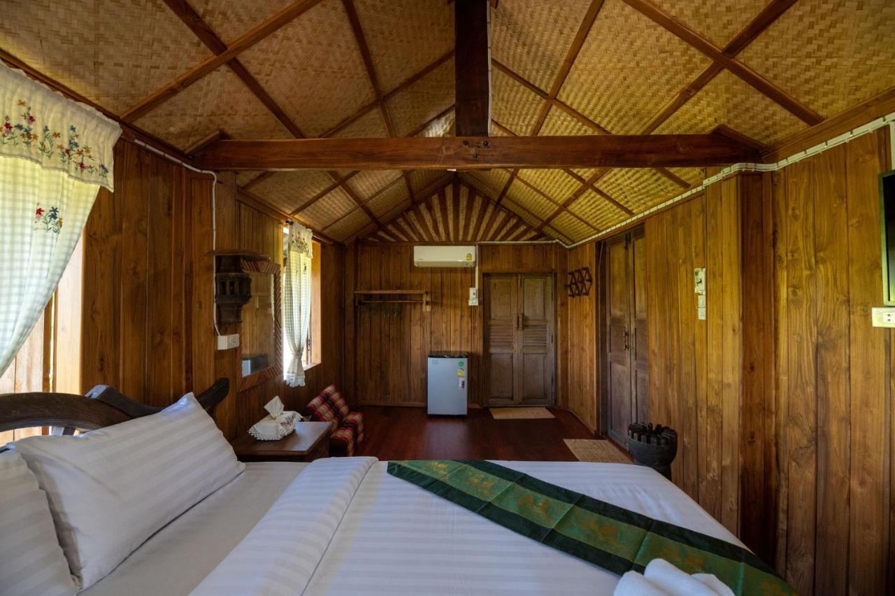 Suk Sabai Homestay Sukhothai Bagian luar foto