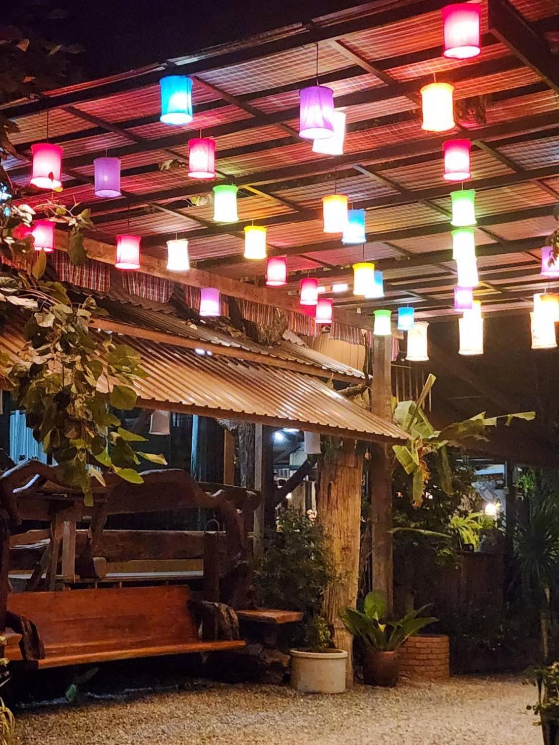 Suk Sabai Homestay Sukhothai Bagian luar foto